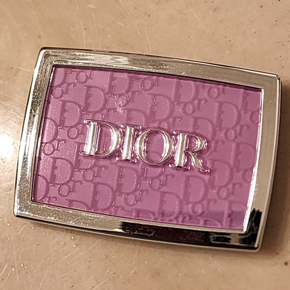 Dior Luxurious Pink Purple Blush - Picture 3 of 4
